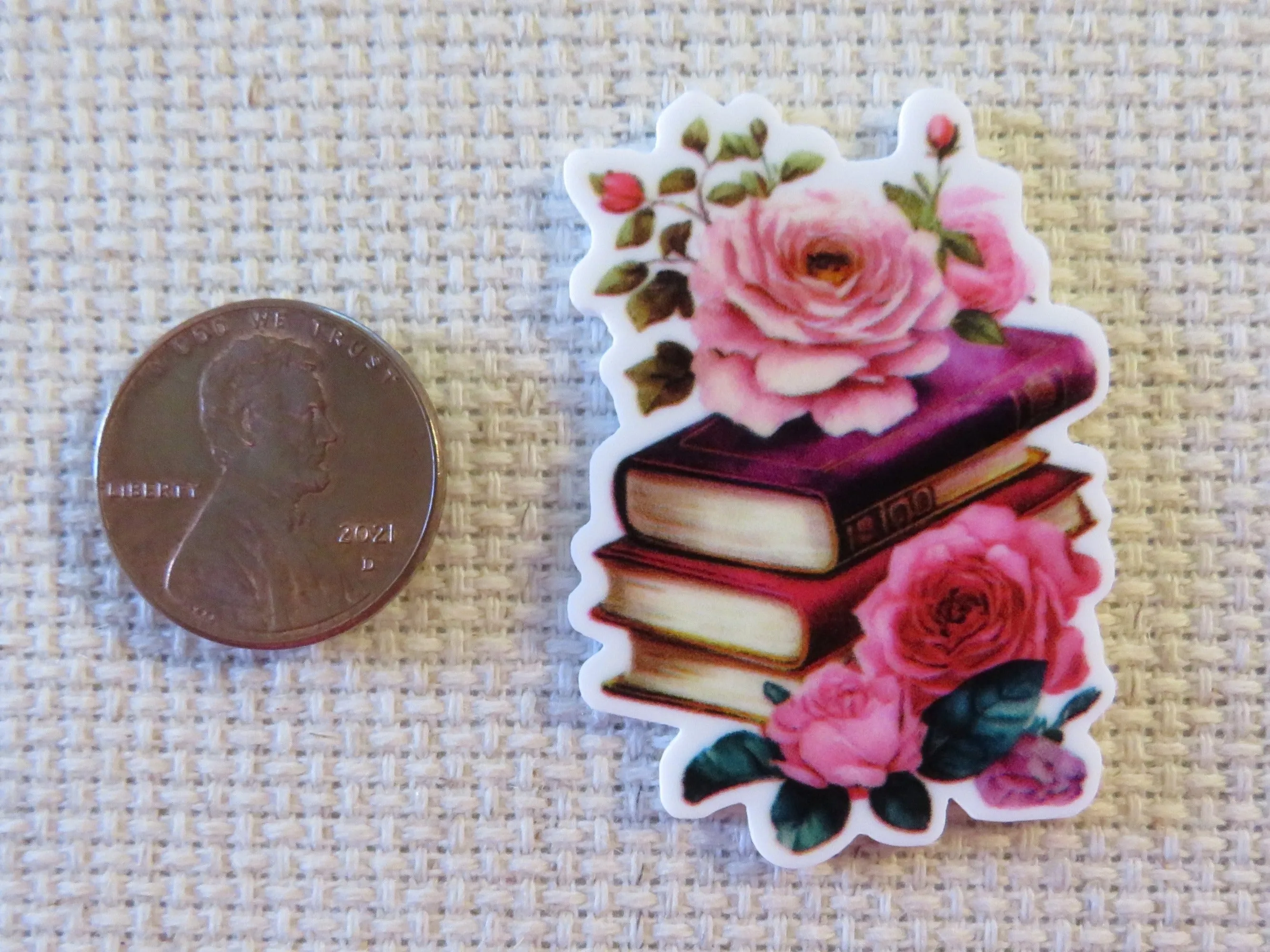 Books and Roses Needle Minder, Cover Minder, Magnet