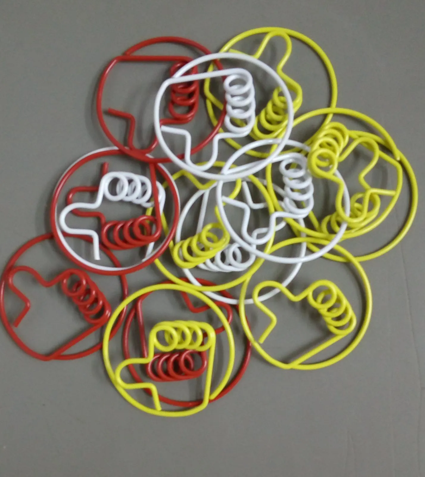 Circular Paper Clips - 20pcs Assorted Colours