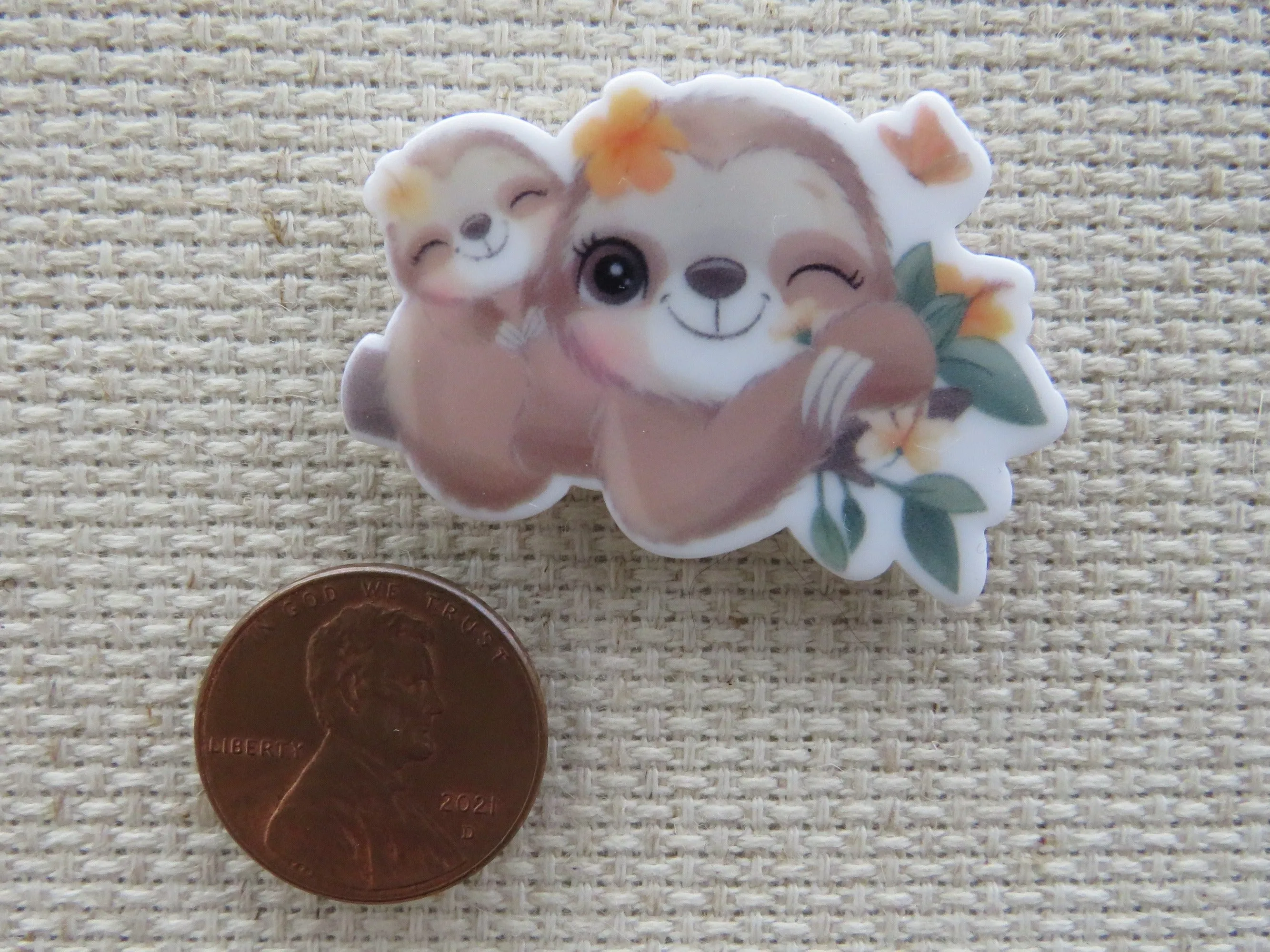Cuddling Sloths Needle Minder, Cover Minder, Magnet