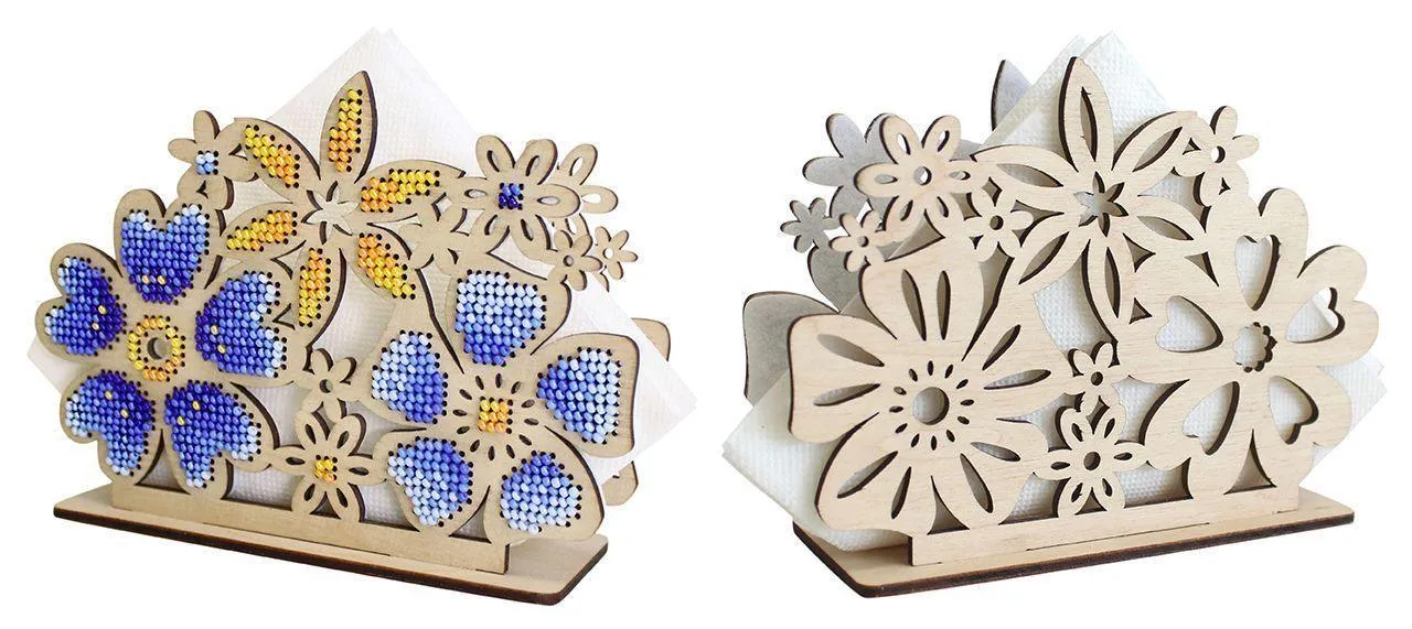 Flower Meadow. Napkin Holder O-044