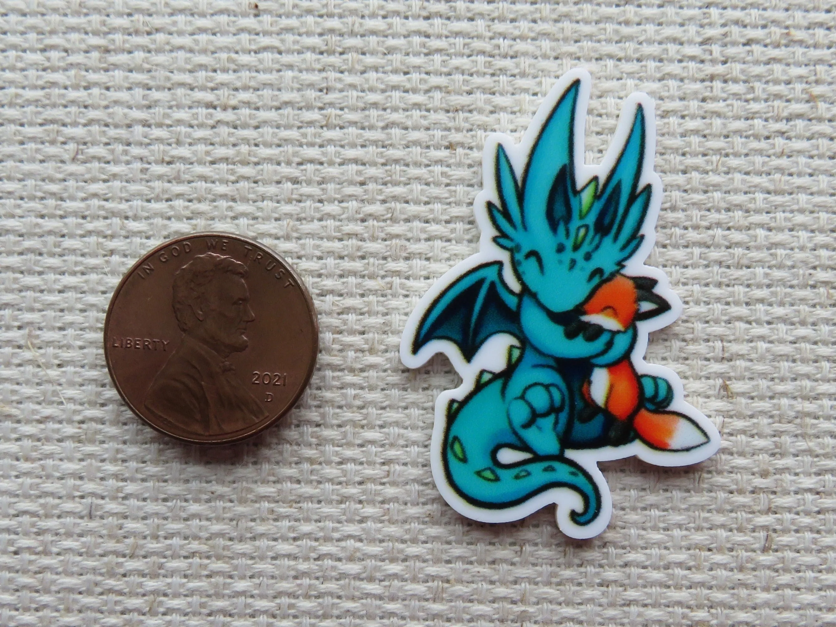 Fox Loving Dragon Needle Minder, Cover Minder, Magnet