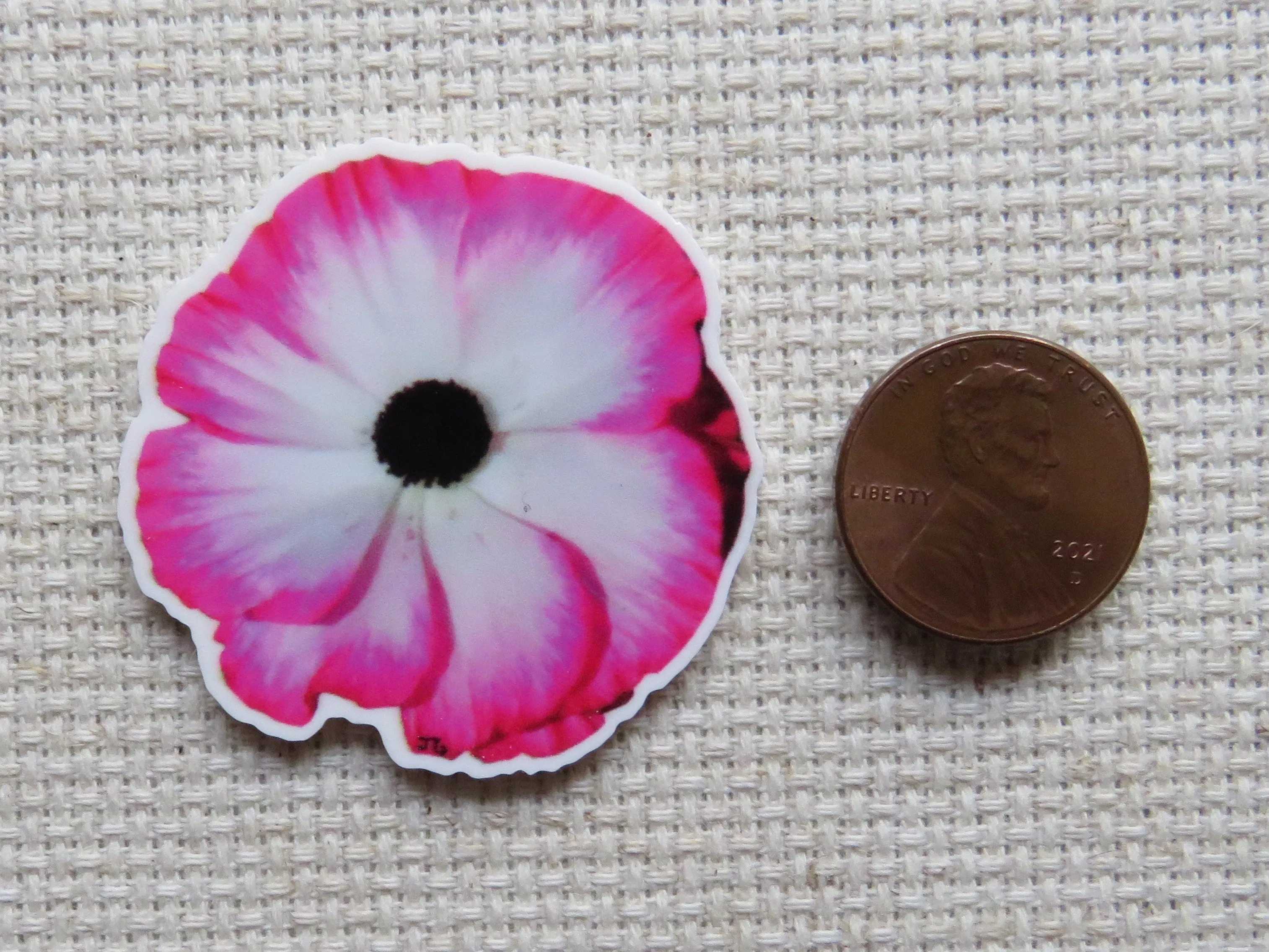 Galloway's Exclusive Pink Ranunculus Needle Minder, Cover Minder, Magnet