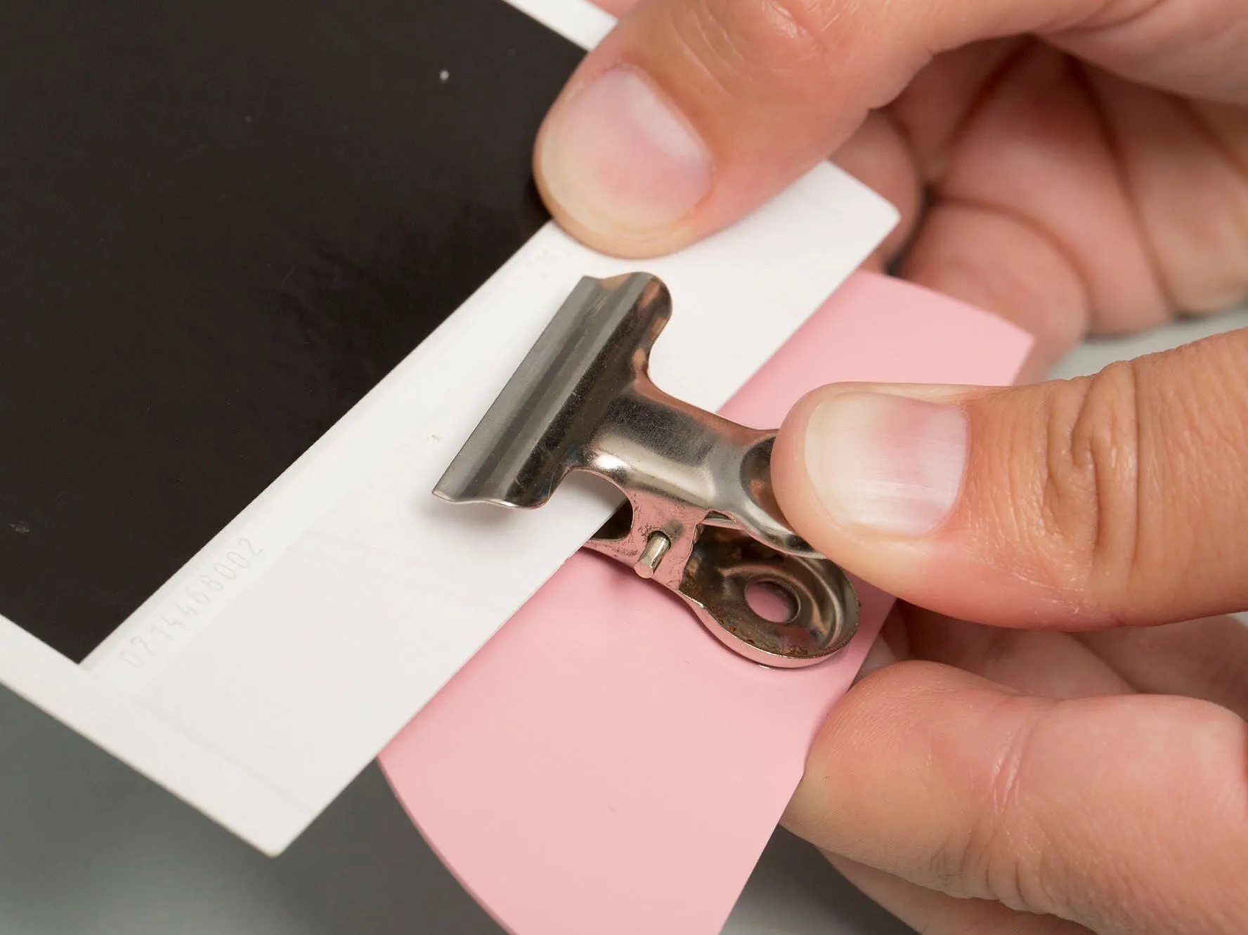 Geometric photo clip - pink
