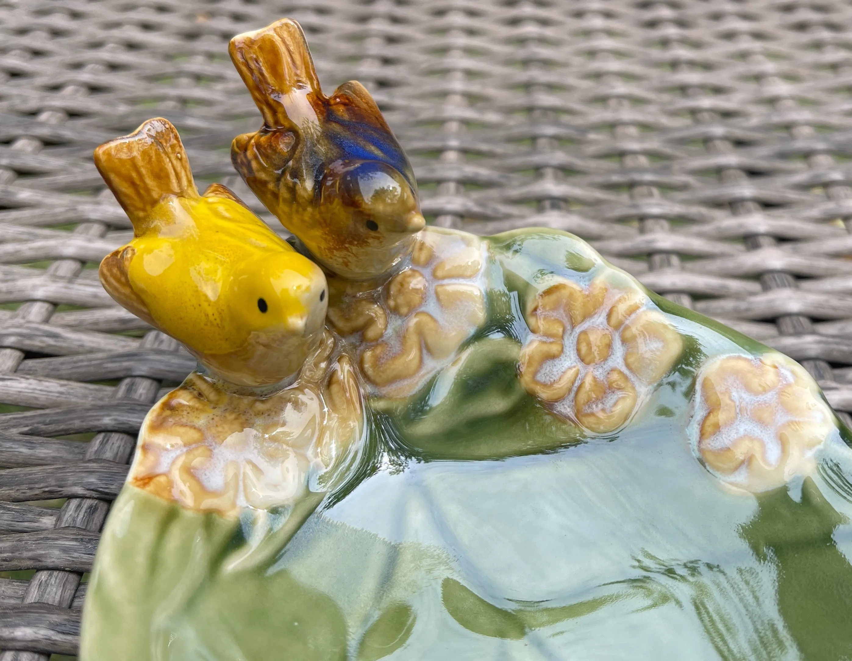 Hand Painted Majolica Birds on Green Leaf  Spoon Rest / Soap or Trinket Dish