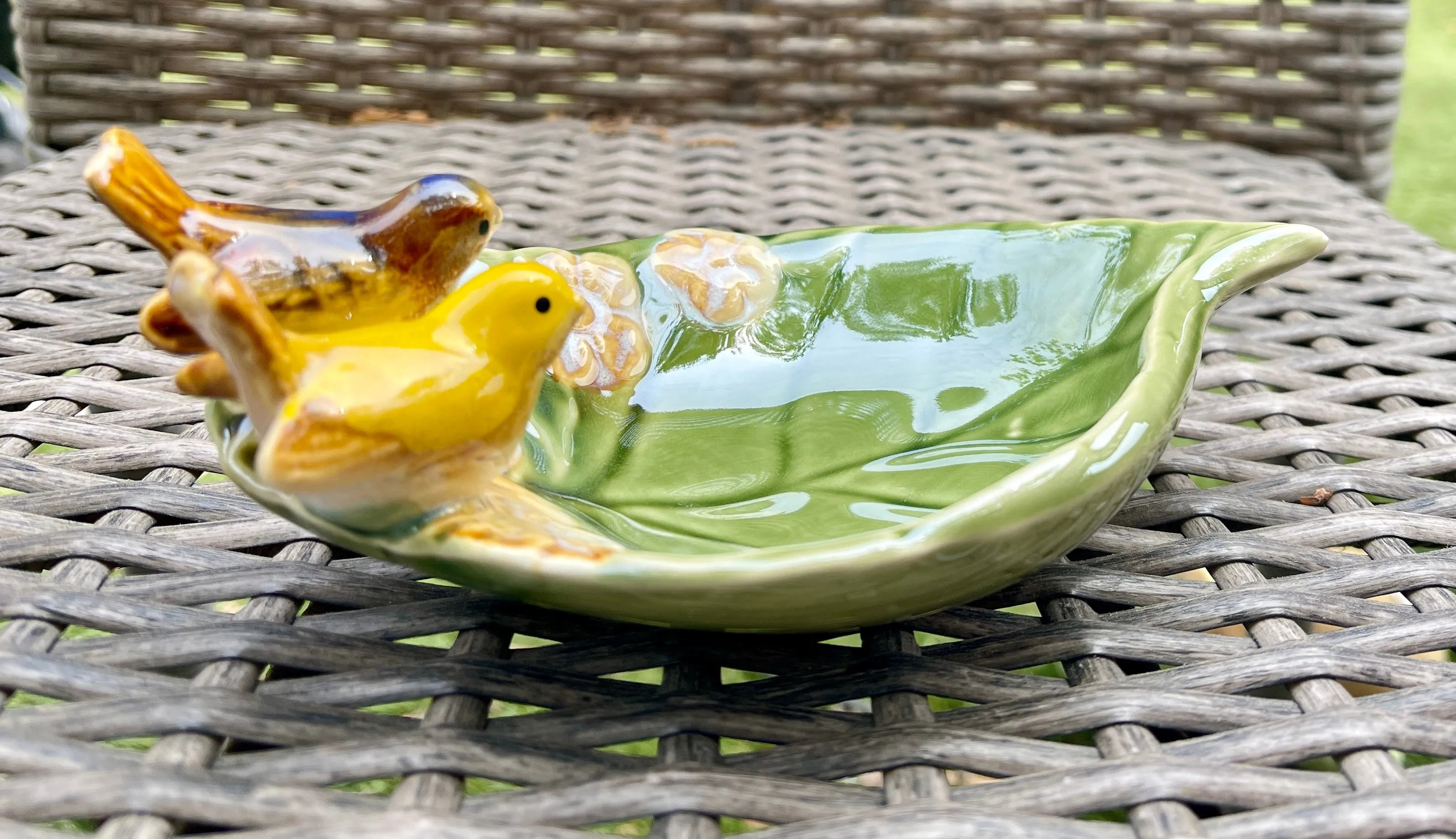 Hand Painted Majolica Birds on Green Leaf  Spoon Rest / Soap or Trinket Dish