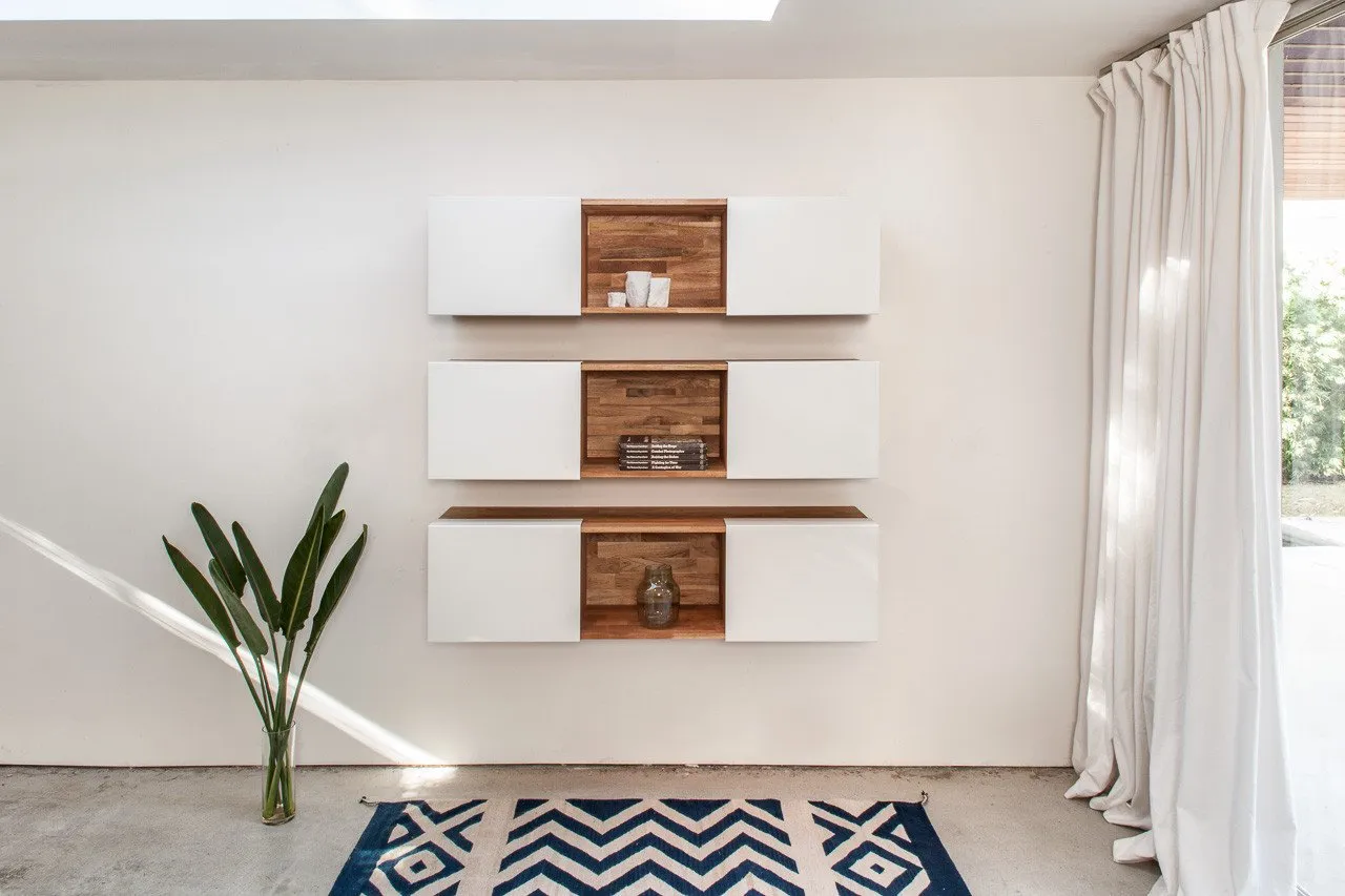 LAX 3X Wall Mounted Shelf