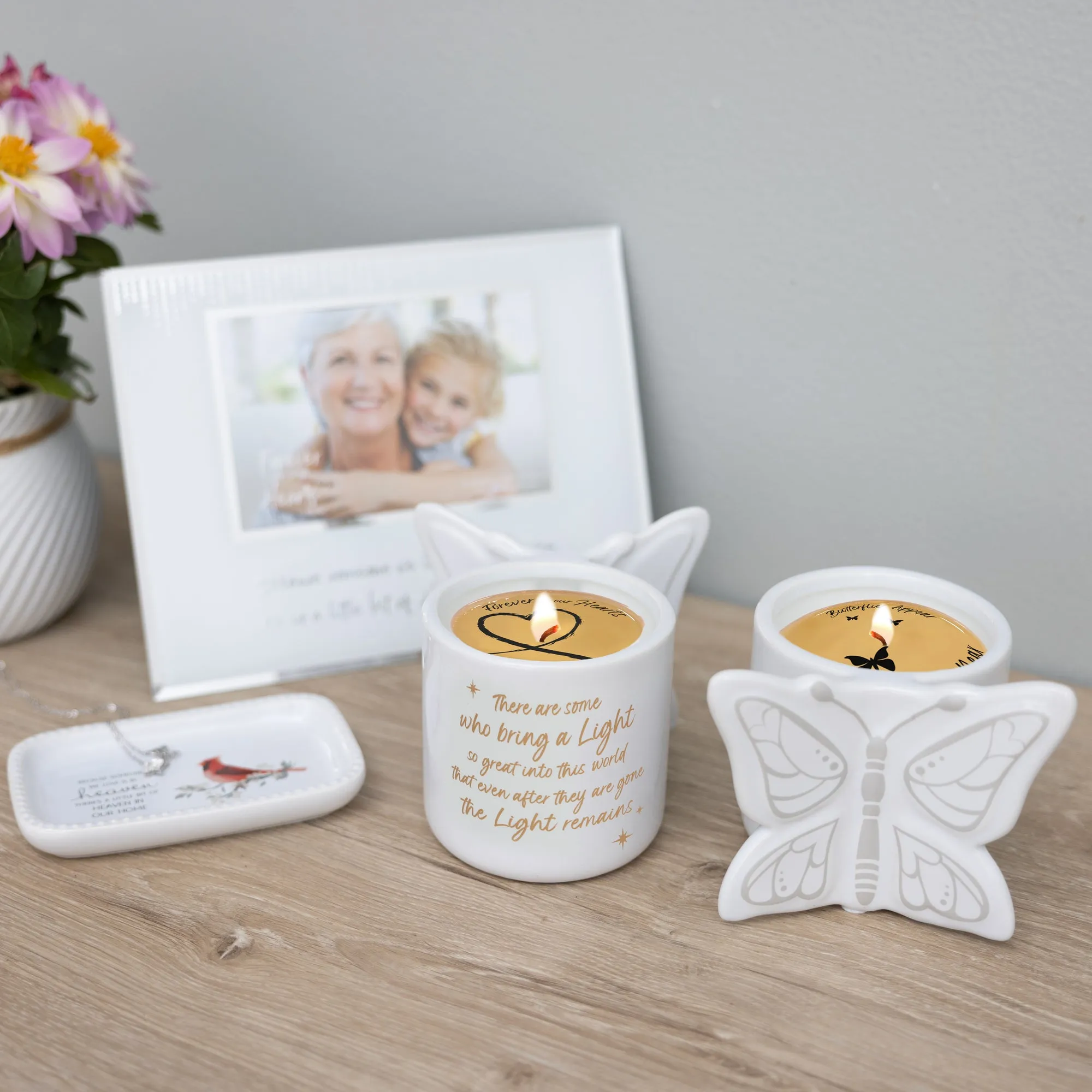 Light Remains 8 oz 100% Soy Wax Reveal Butterfly Candle Scent: Tranquility