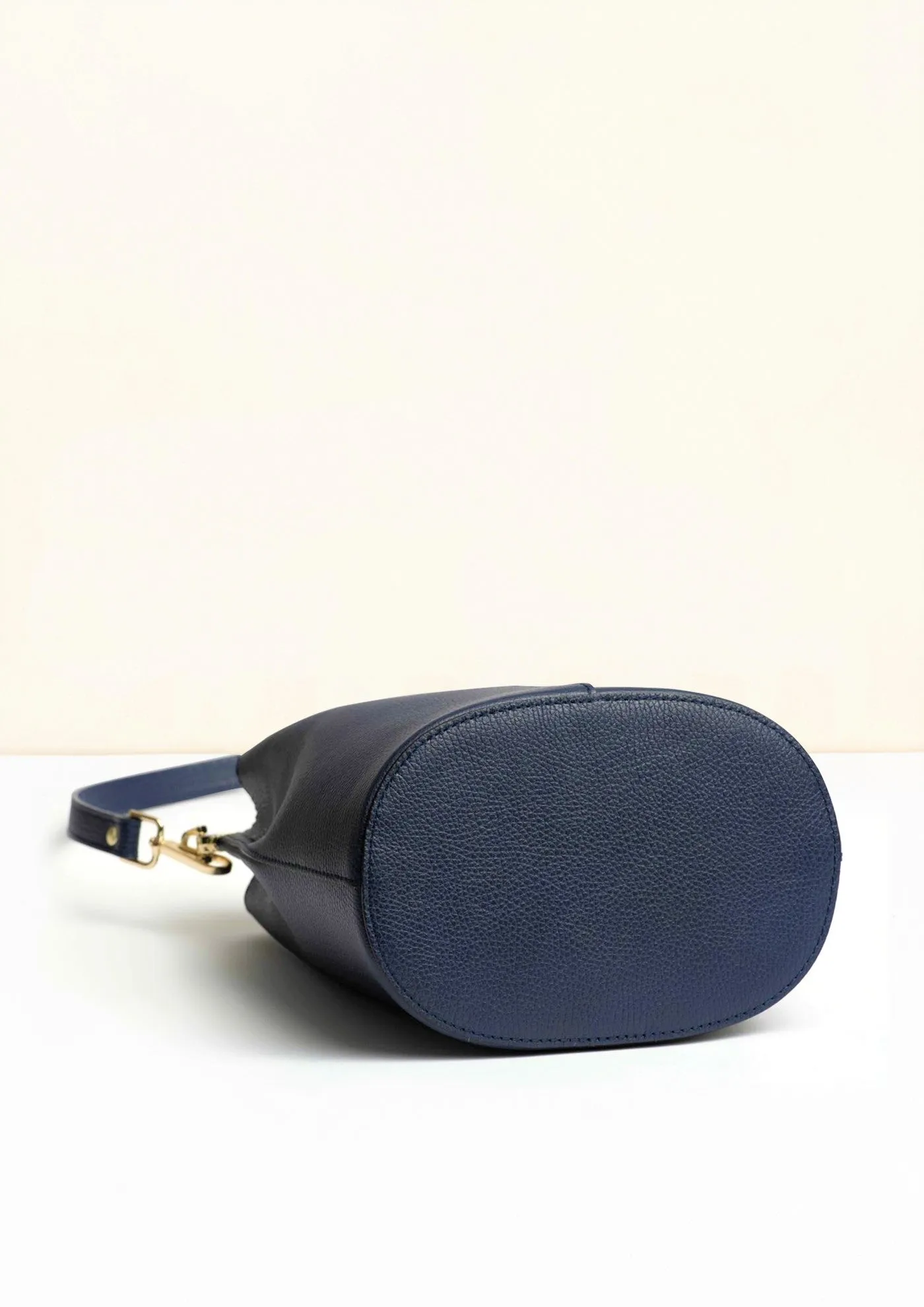 Livia Crossbody Navy