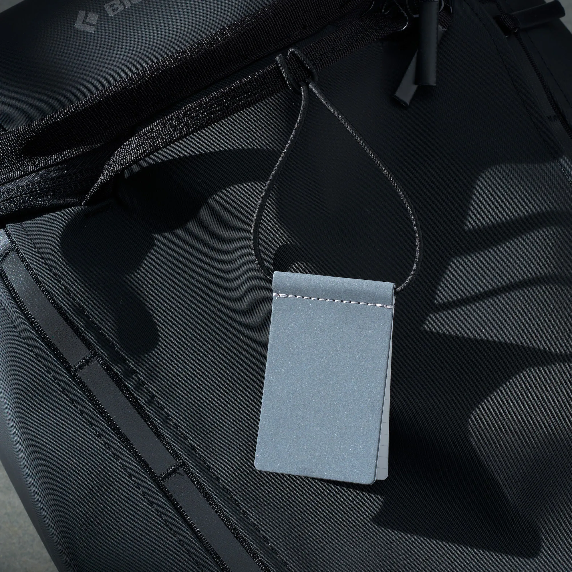 luggage tag