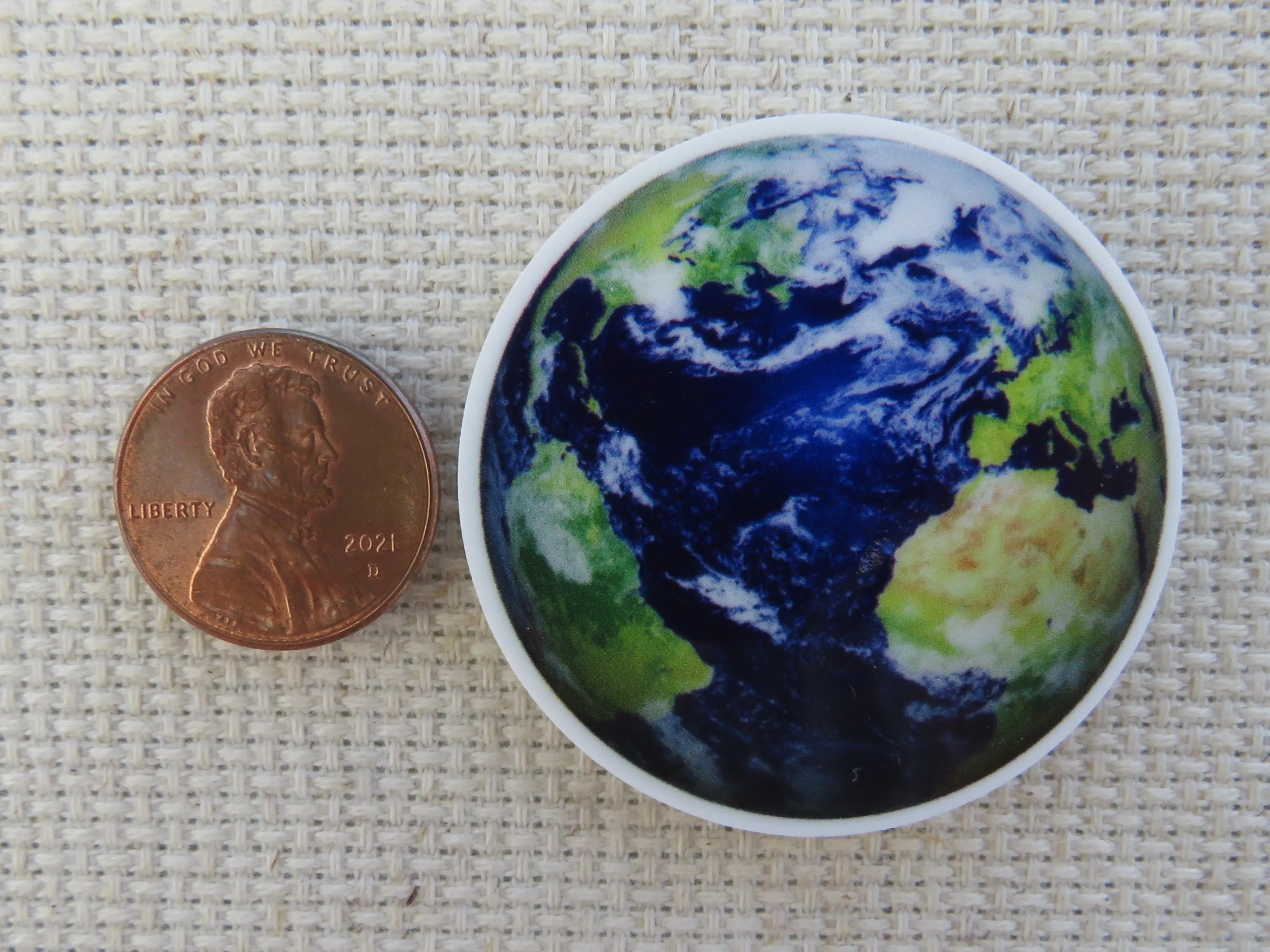 Mother Earth Needle Minder, Cover Minder, Magnet