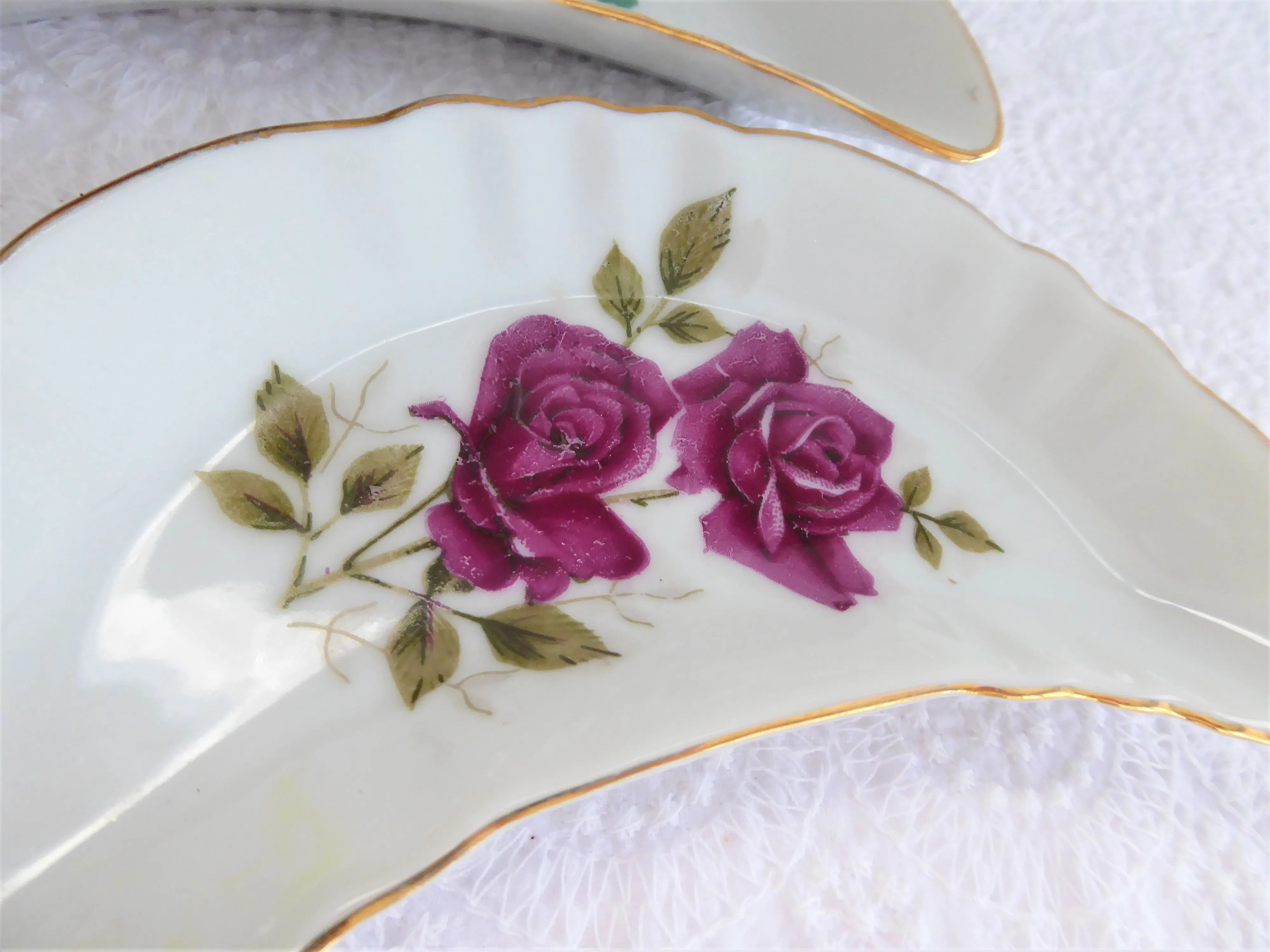Pair Crescent Bone Dishes Roses Topiary 1970s Takahashi Porcelain Side Dish Bowls