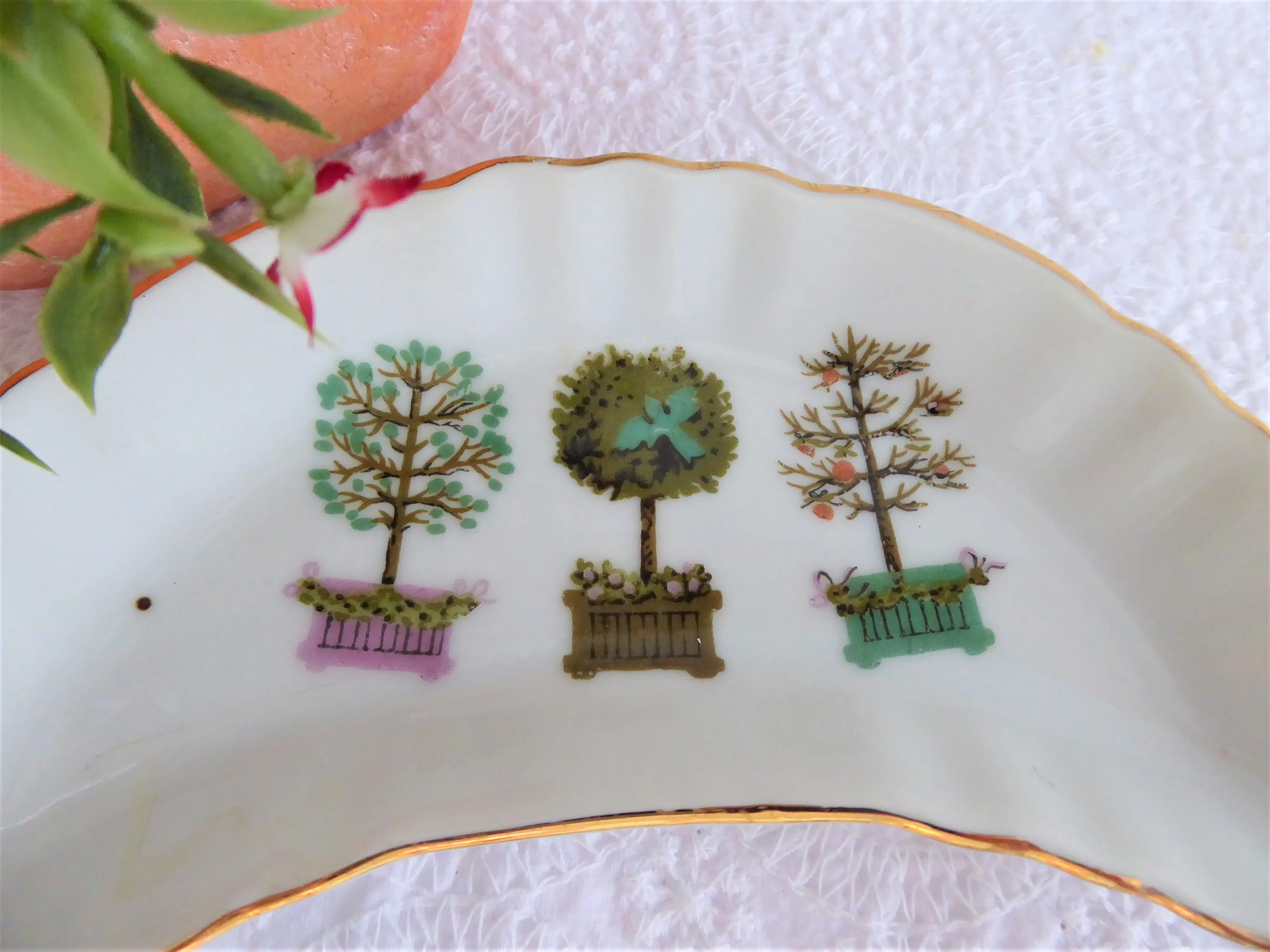 Pair Crescent Bone Dishes Roses Topiary 1970s Takahashi Porcelain Side Dish Bowls