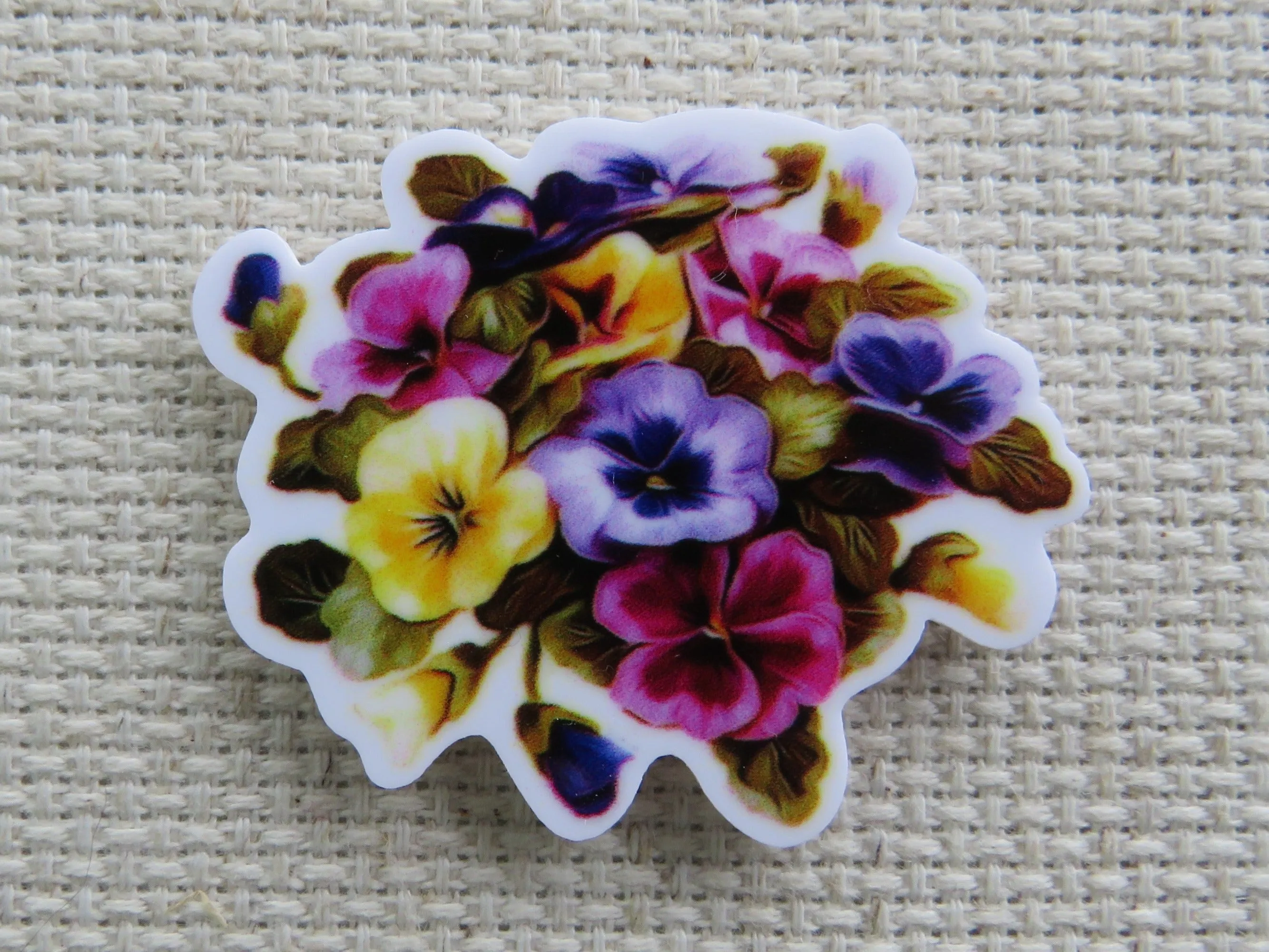 Pretty Pansies Needle Minder, Cover Minder, Magnet