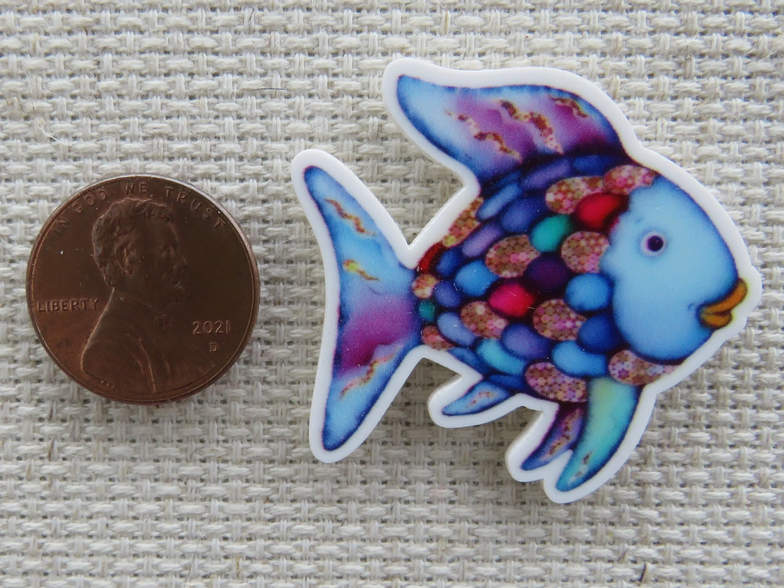 Rainbow Fish Needle Minder, Cover Minder, Magnet