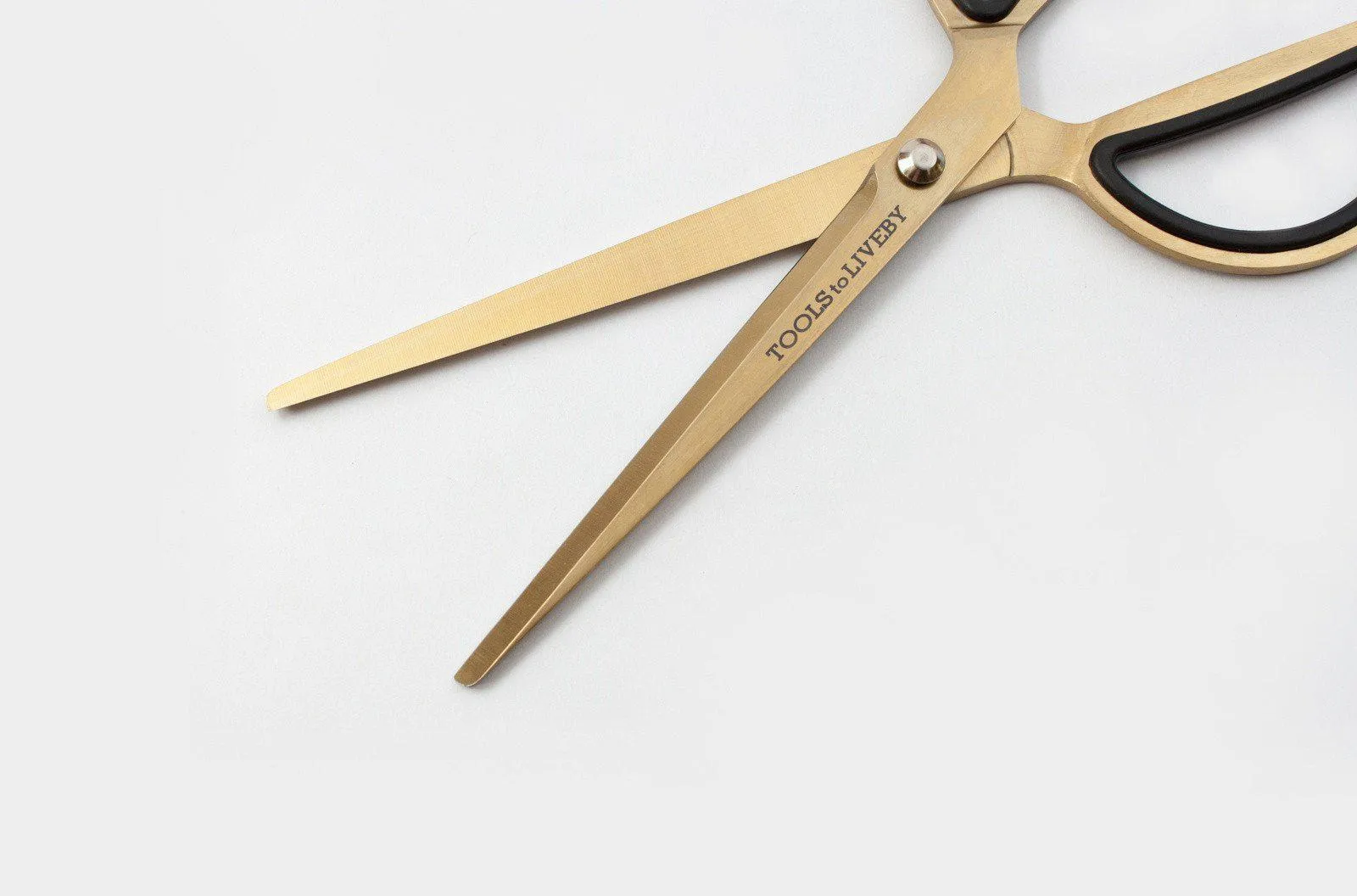 Tools to Liveby Gold Scissors 8"