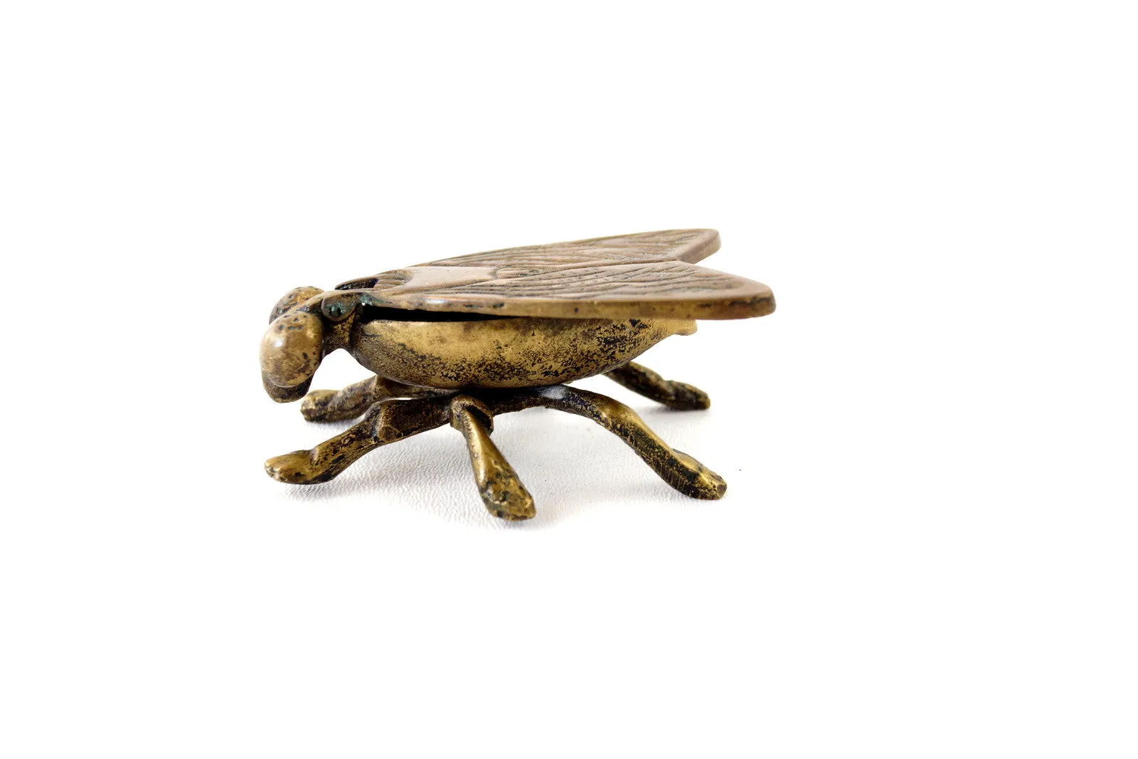Vintage Brass Fly Ashtray / Trinket Box with Flat Pivoting Wings (c.1950s)