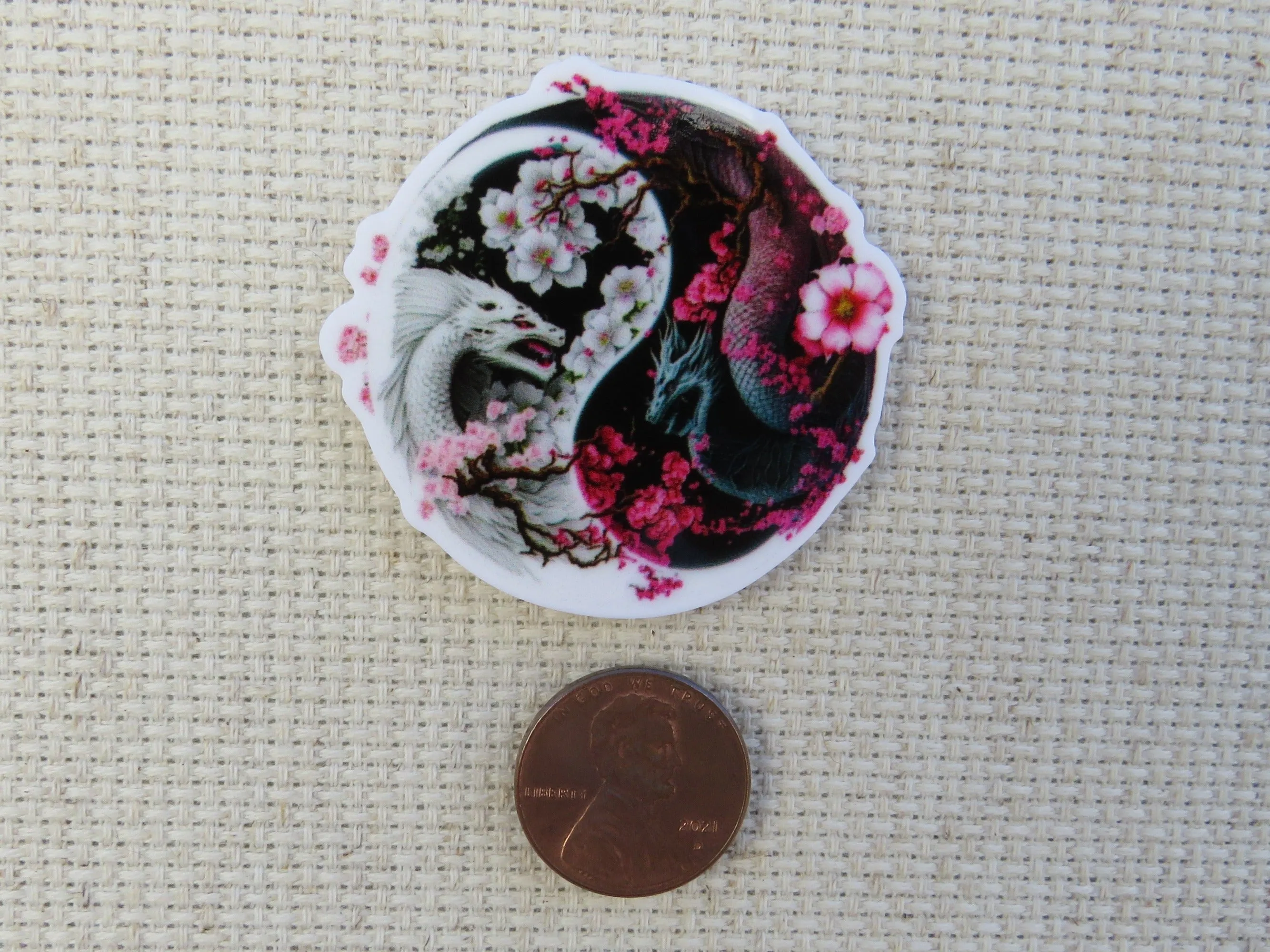 Yin Yang Dragons Needle Minder, Cover Minder, Magnet